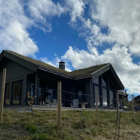 Mountain At Bergsjoen With Panoramic Views Casa de Férias